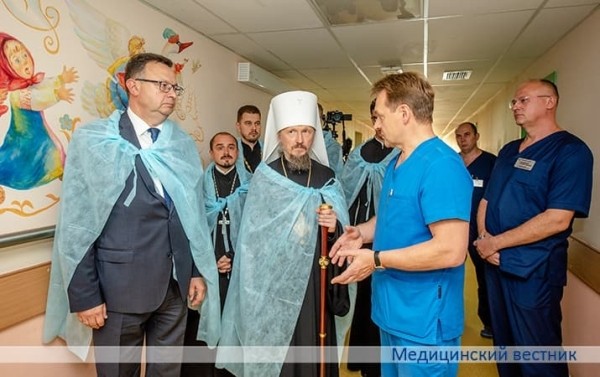 
        Митрополит Минский и Заславский Вениамин, Патриарший Экзарх всея Беларуси, посетил РНПЦ неврологии и нейрохирургии в Минске			    