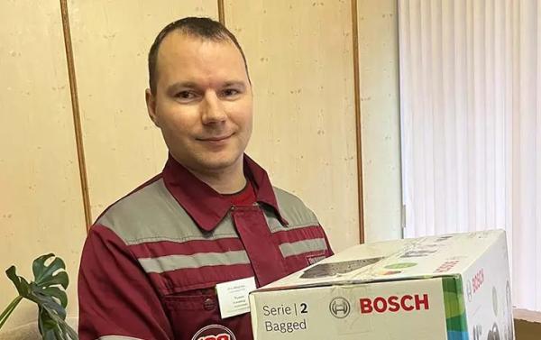 
        Минский областной комитет БПРЗ поздравил работника Солигорской станцию скорой станции медпомощи с Днем отца			    